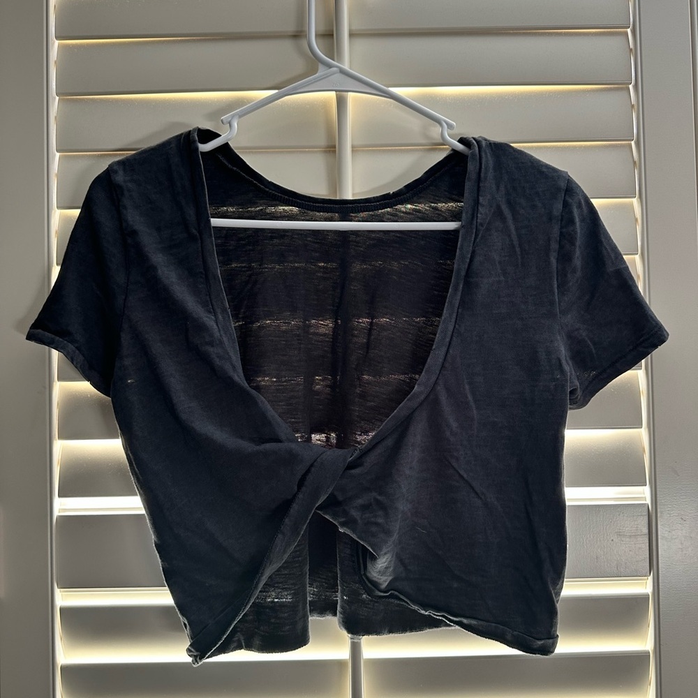 Aerie Black Short Sleeve Tee - Picture 3 of 3